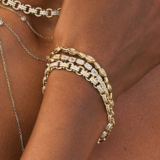 Horizontal Emerald Cut Diamond Bezel Tennis Bracelet