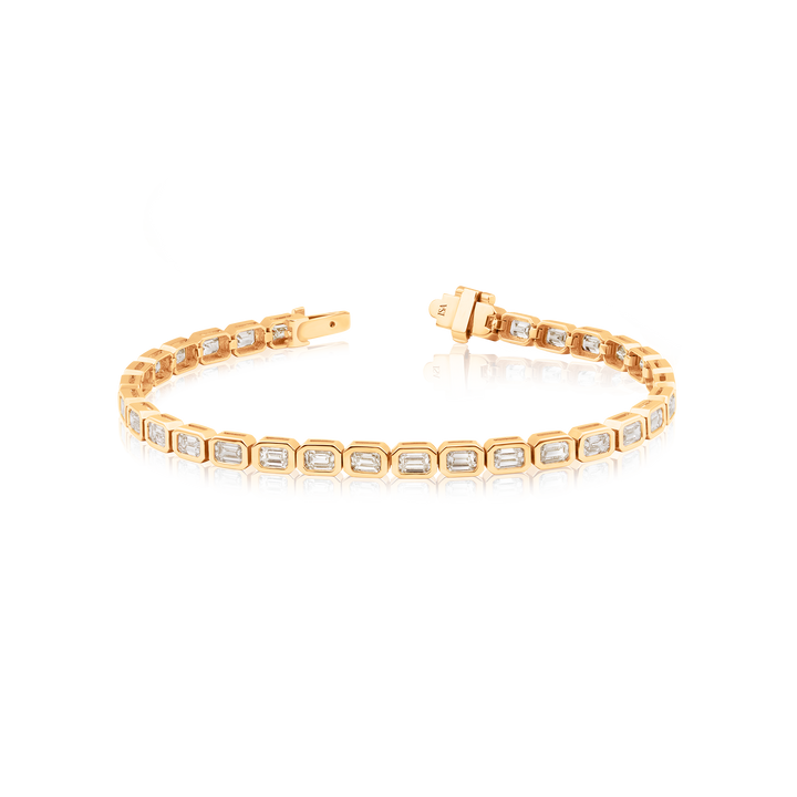 Horizontal Emerald Cut Diamond Bezel Tennis Bracelet